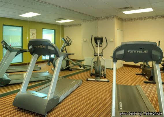 Comfort Inn & Suites Fayetteville-University Area Zewnętrze zdjęcie